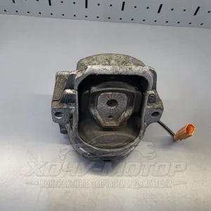 Подушка опора двигателя Audi A5 с проводом