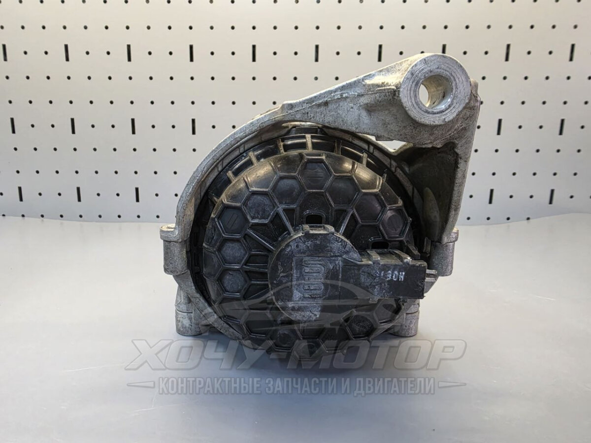 Подушка опора двигателя Audi A4 B9 левая