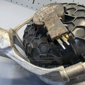Подушка опора двигателя Audi A4 B9 правая